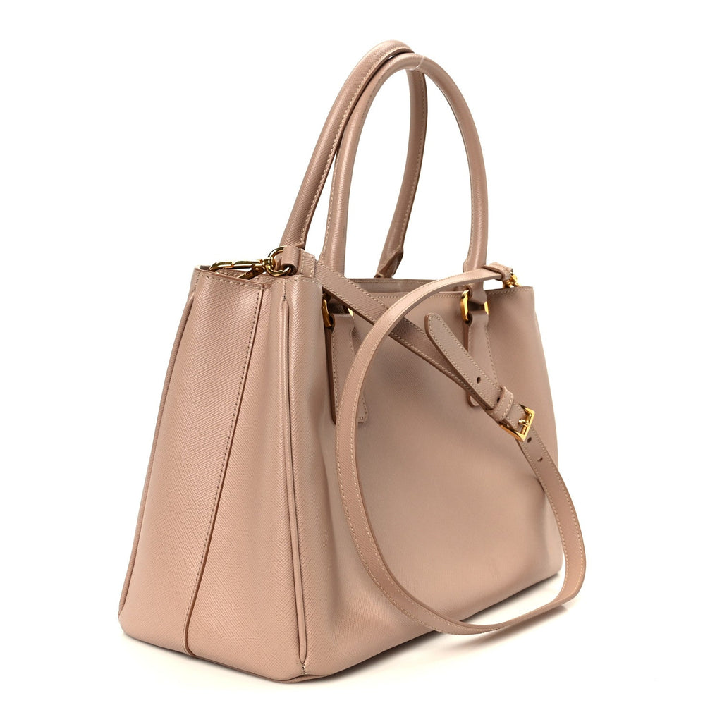 Saffiano Medium Galleria Double Zip Tote Cammeo