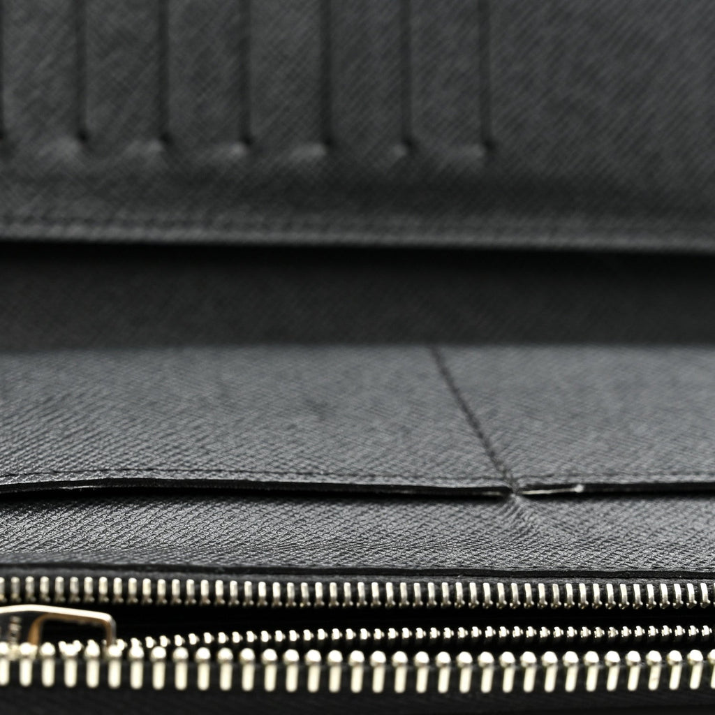 Taiga Vertical Zippy Wallet Black