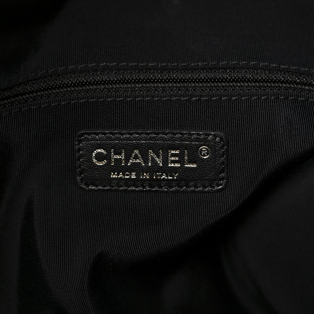 Calfskin Quilted Large Chain Me Hobo Black