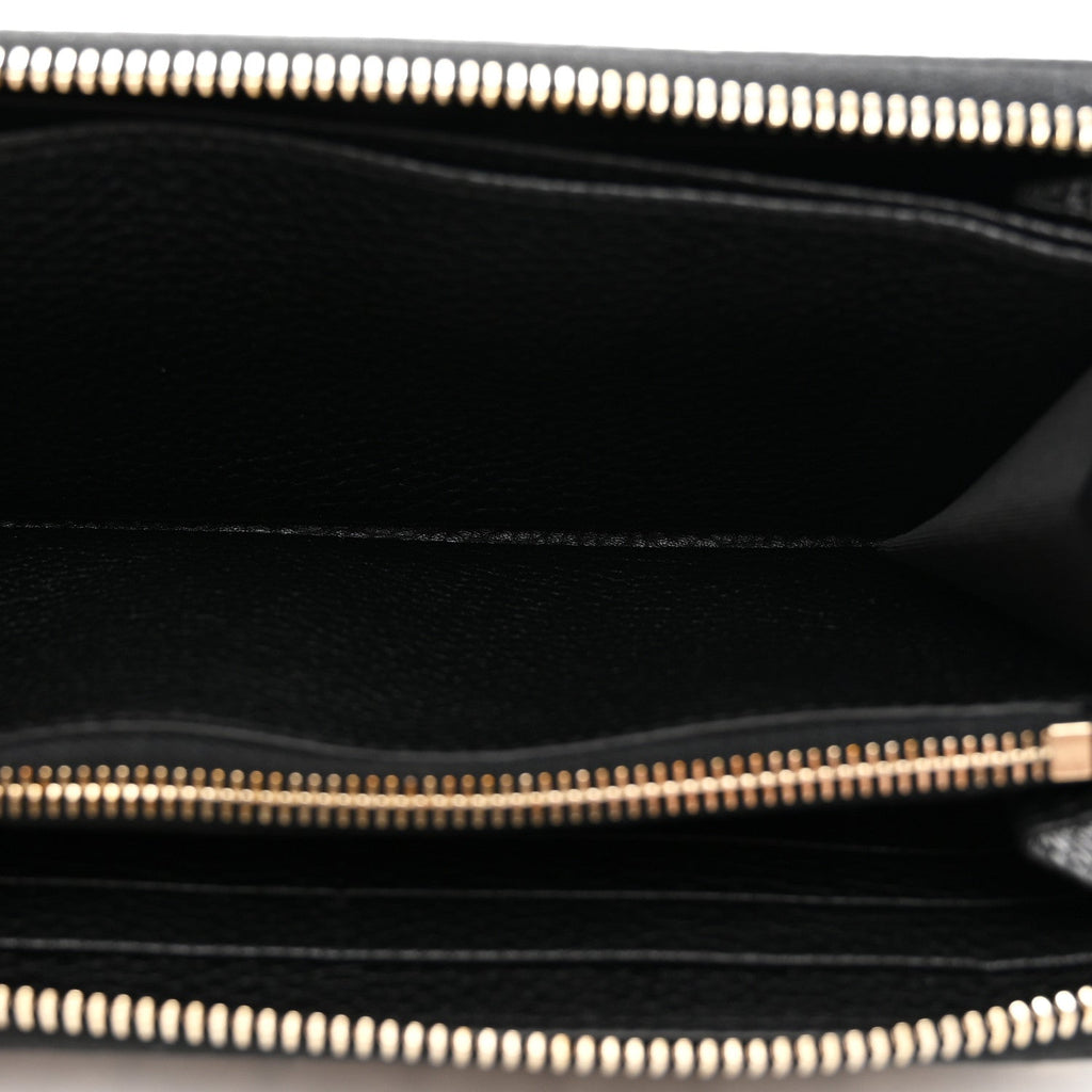 Pebbled Calfskin Rockstud Zip Around Wallet Black