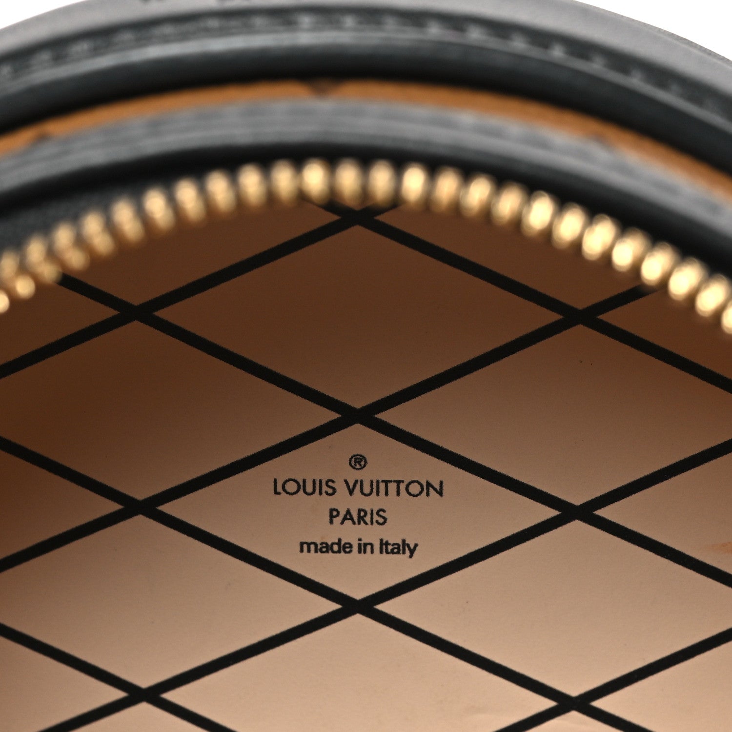 Reverse Monogram Mini Boite Chapeau