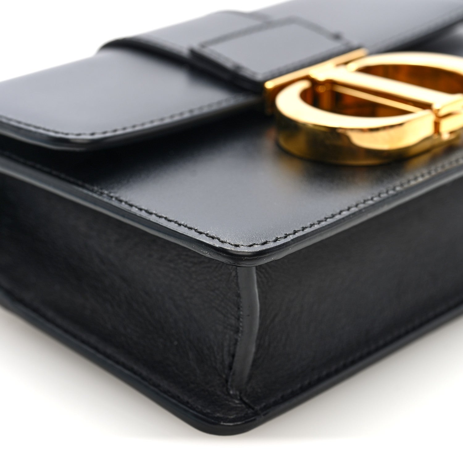 Smooth Calfskin Micro 30 Montaigne Flap Bag Black