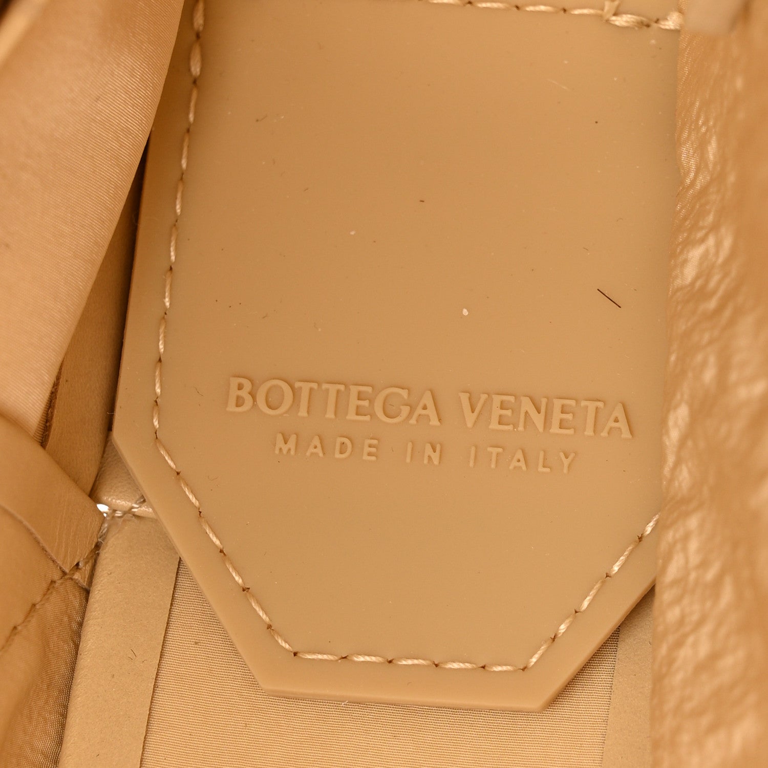 Paper Calfskin Maxi Intrecciato Cassette Crossbody Bag Porridge