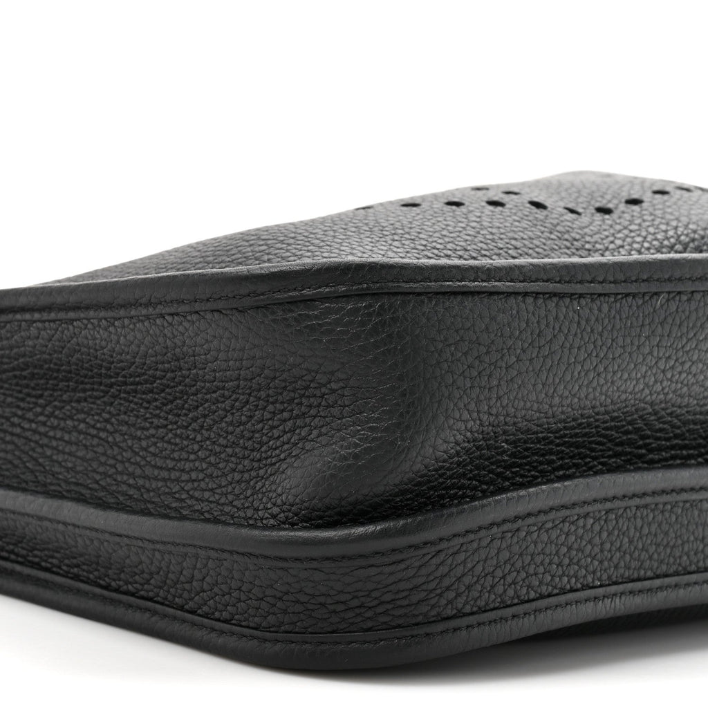 Taurillon Clemence Evelyne III PM Black