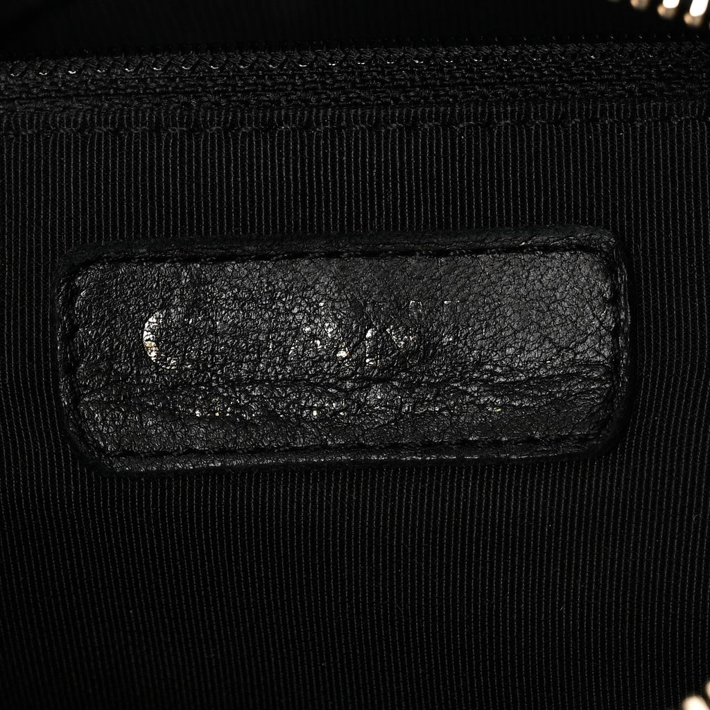 Caviar Quilted Timeless CC Shoulder Bag Black
