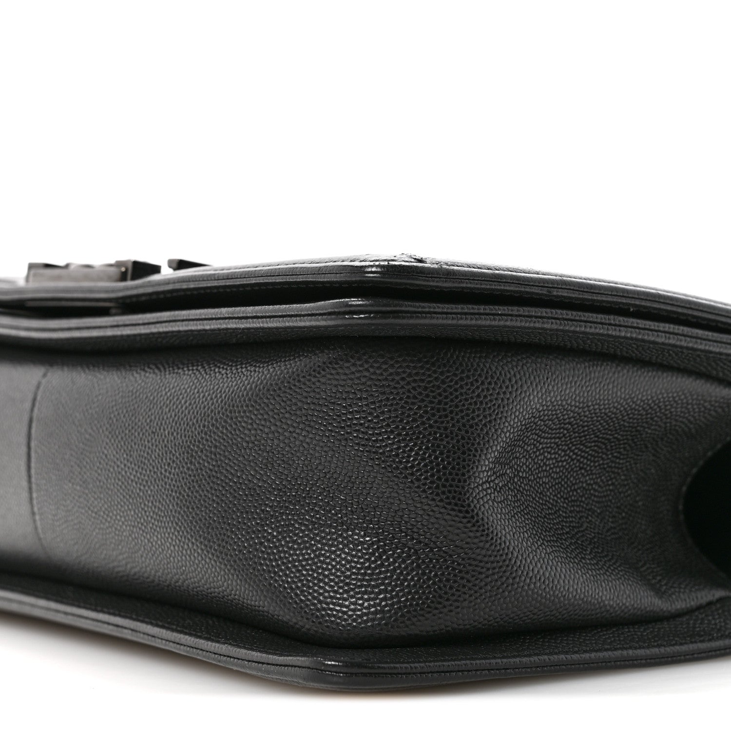 Caviar Quilted Medium Boy Flap So Black
