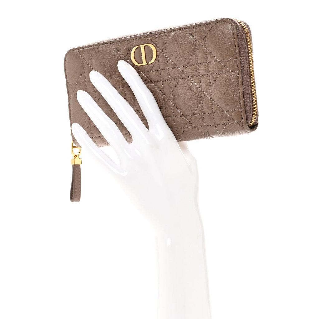 Grained Calfskin Supple Cannage Caro Zip Wallet Taupe