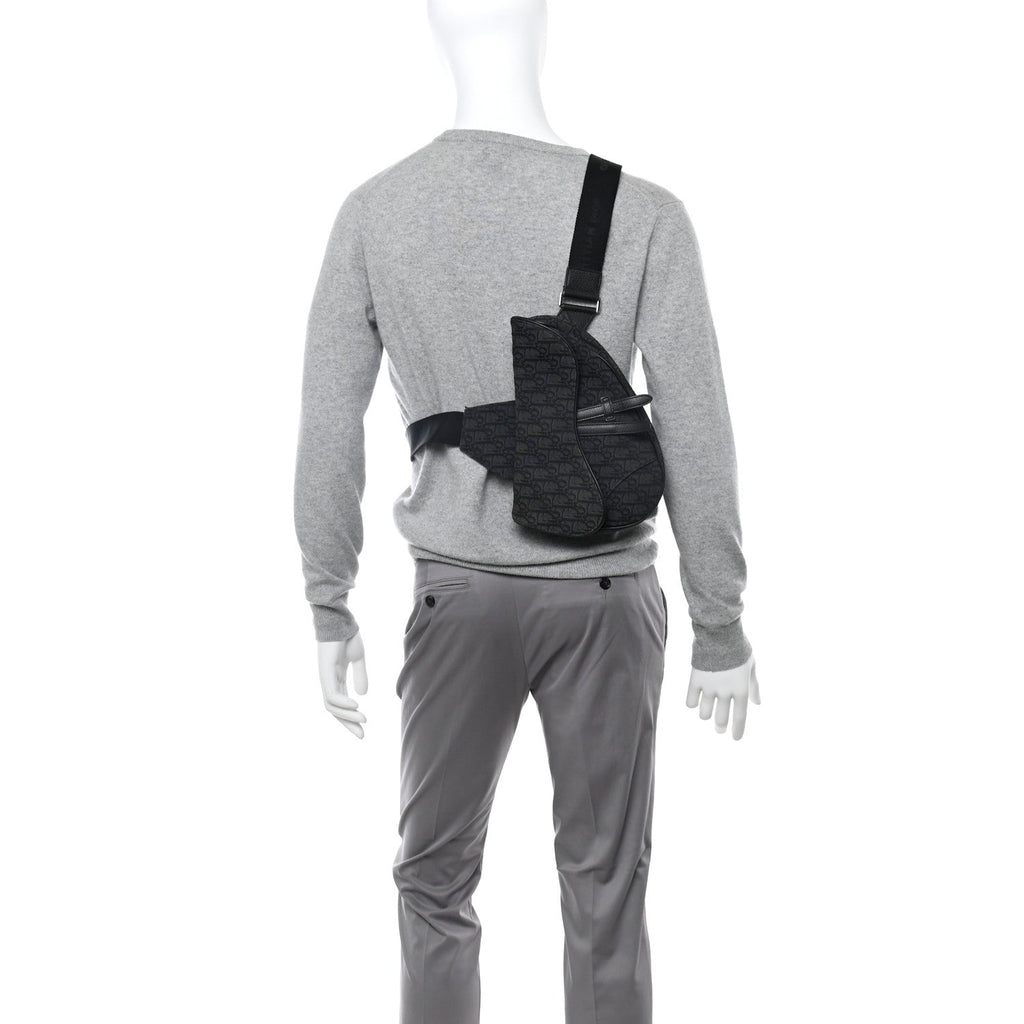 Oblique Mens Saddle Bag Black