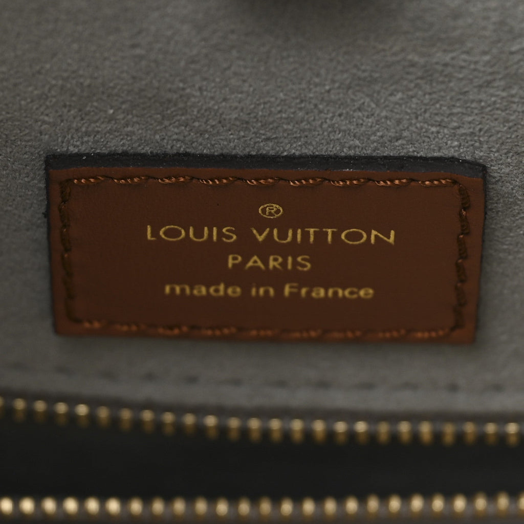 Metallic Monogram LV Garden OnTheGo MM Silver