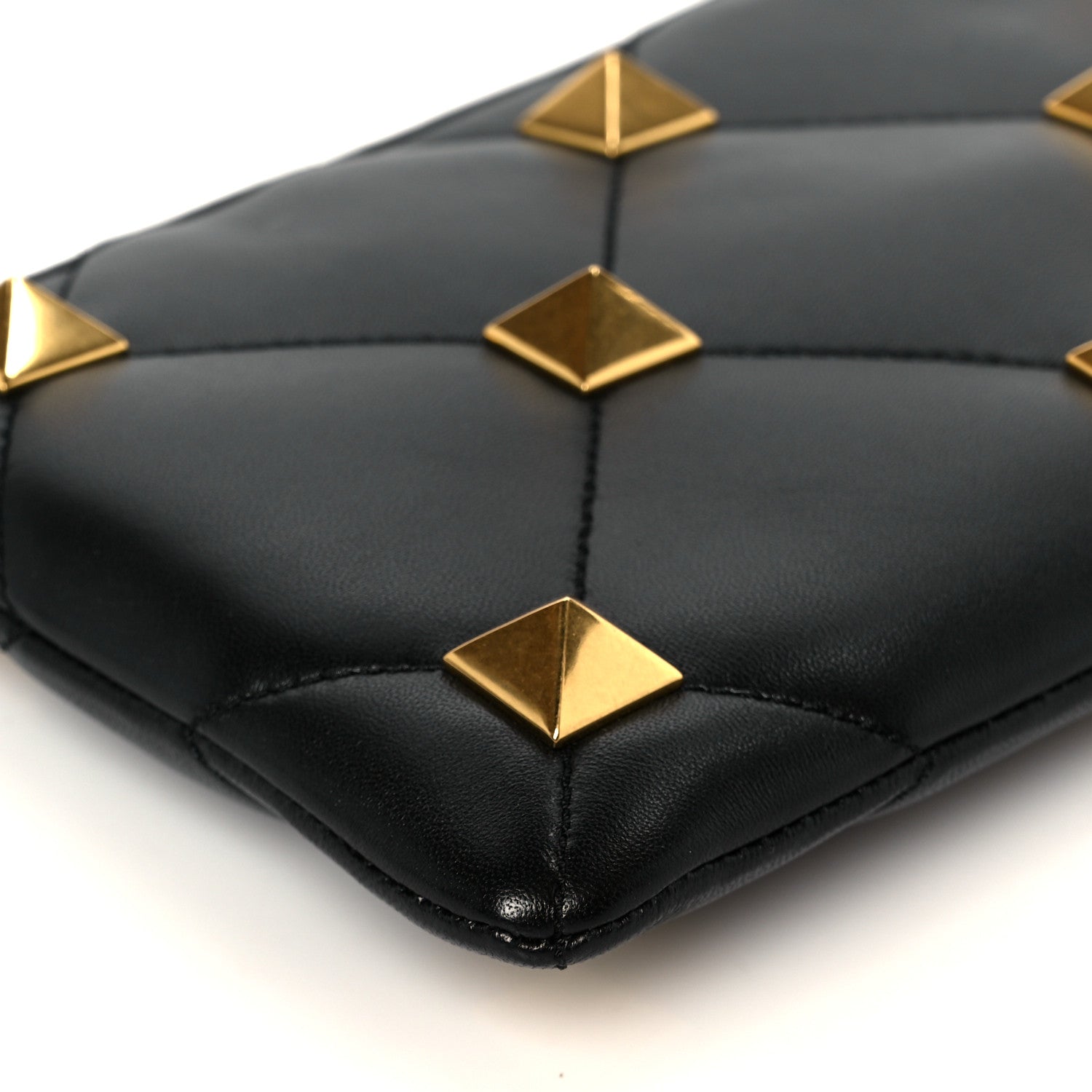 Nappa Quilted Roman Stud Zip Pouch Black