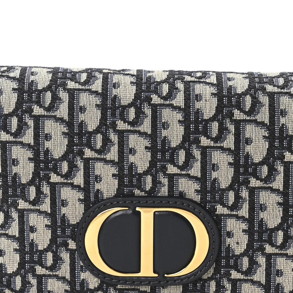 Oblique 30 Montaigne 2-In-1 Pouch Blue