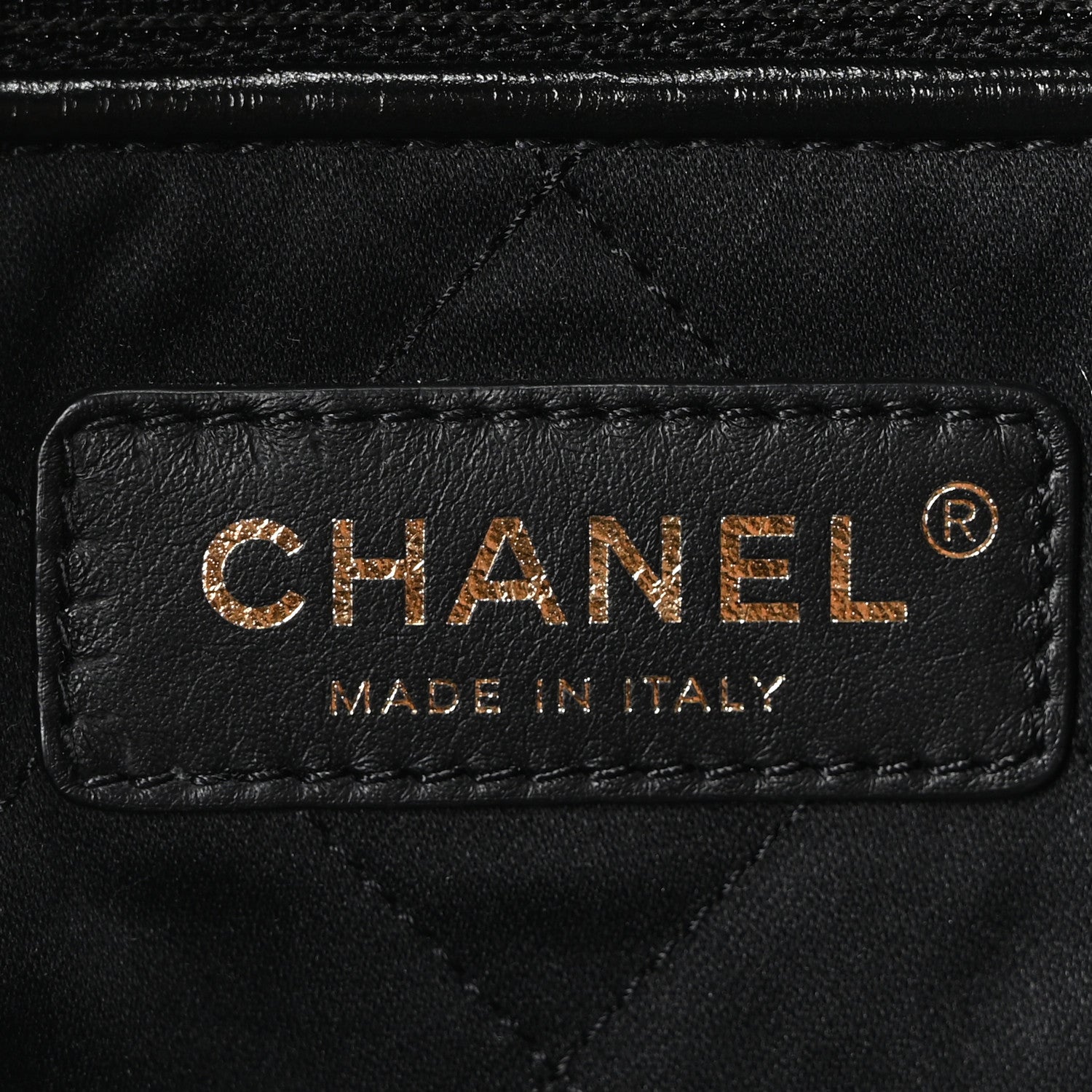 Shiny Calfskin Quilted Small Chanel 22 Black