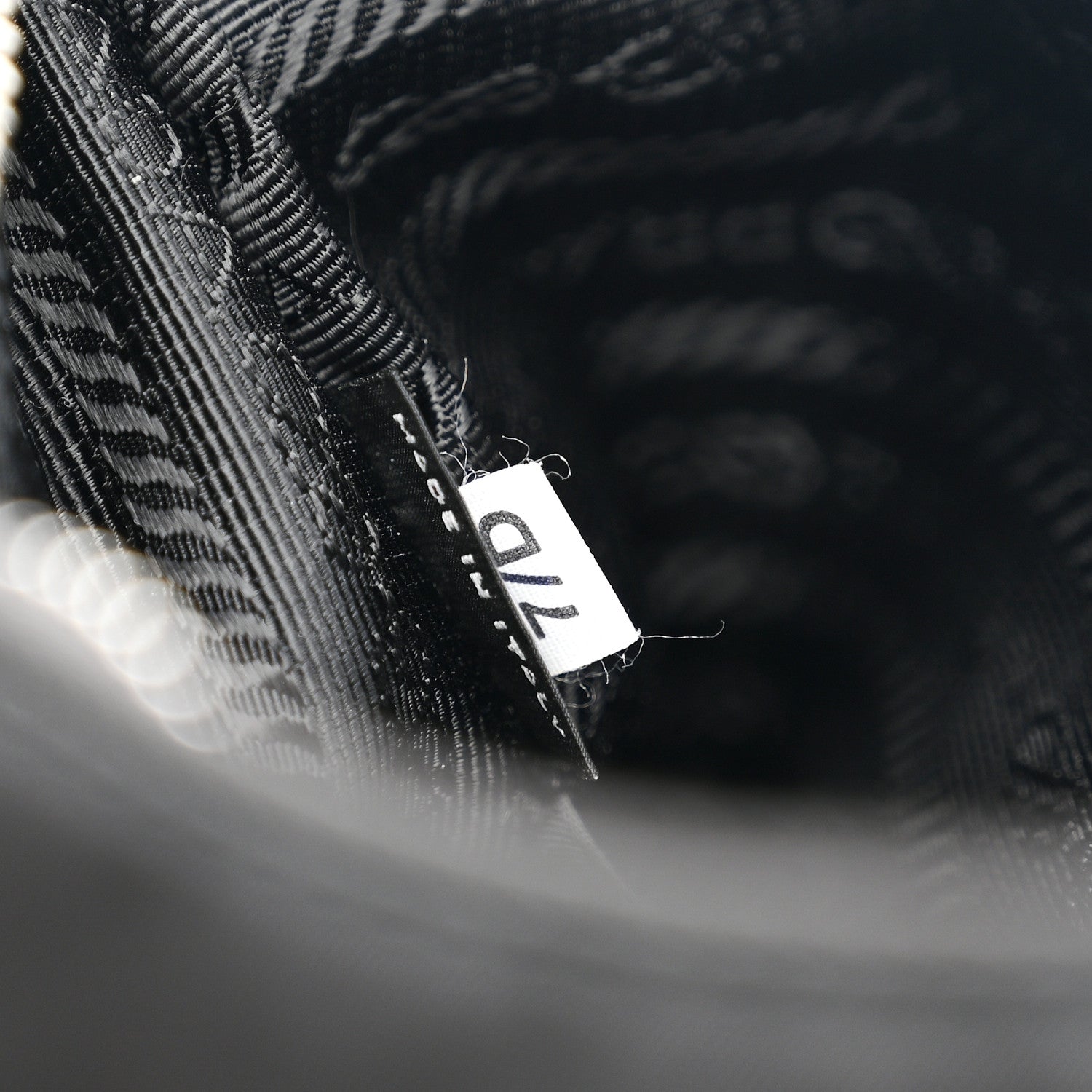 Nylon Re-Edition 2005 Shoulder Bag Black