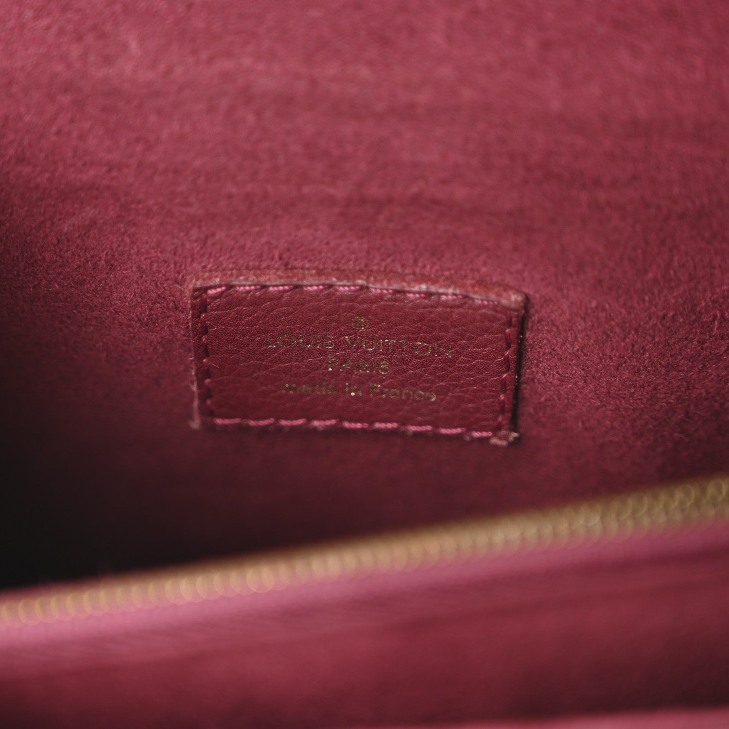 Monogram Victoire Raisin