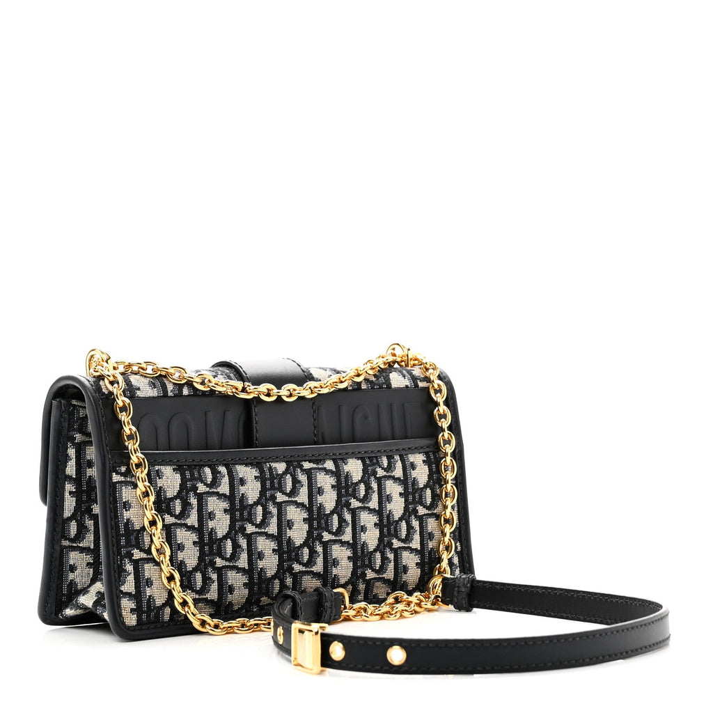 Oblique 30 Montaigne East West Chain Flap Bag Blue