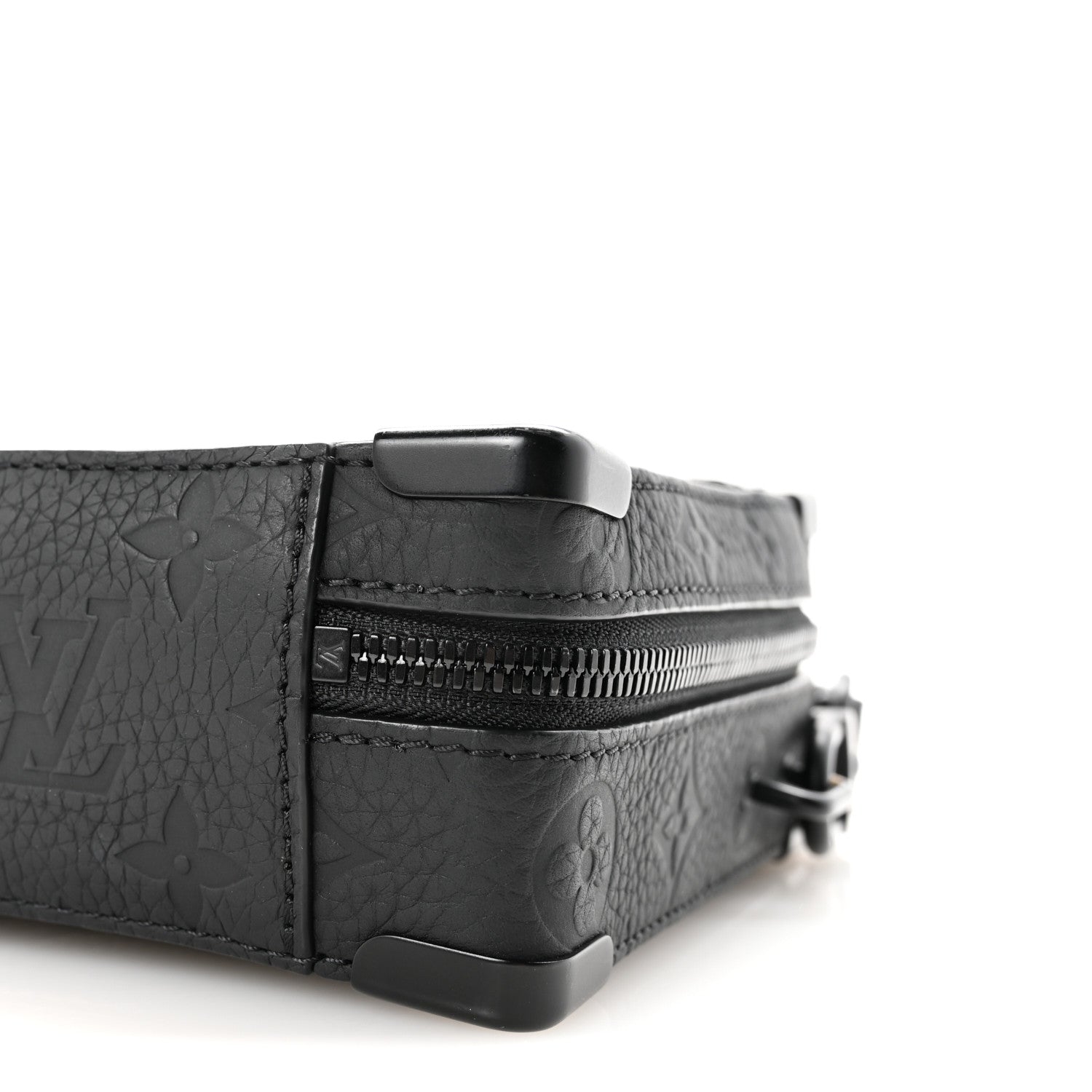 Taurillon Monogram Soft Trunk Black