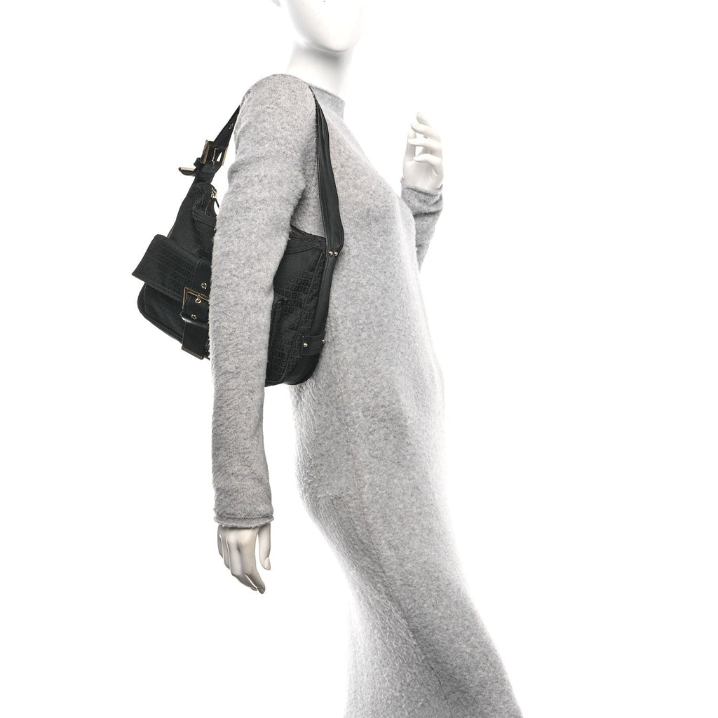 Zucchino Vitello Shoulder Bag Black