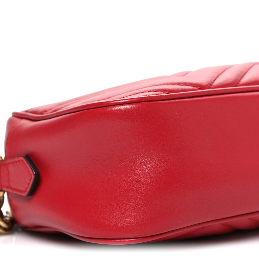 Calfskin Matelasse Small GG Marmont Chain Shoulder Bag Hibiscus Red