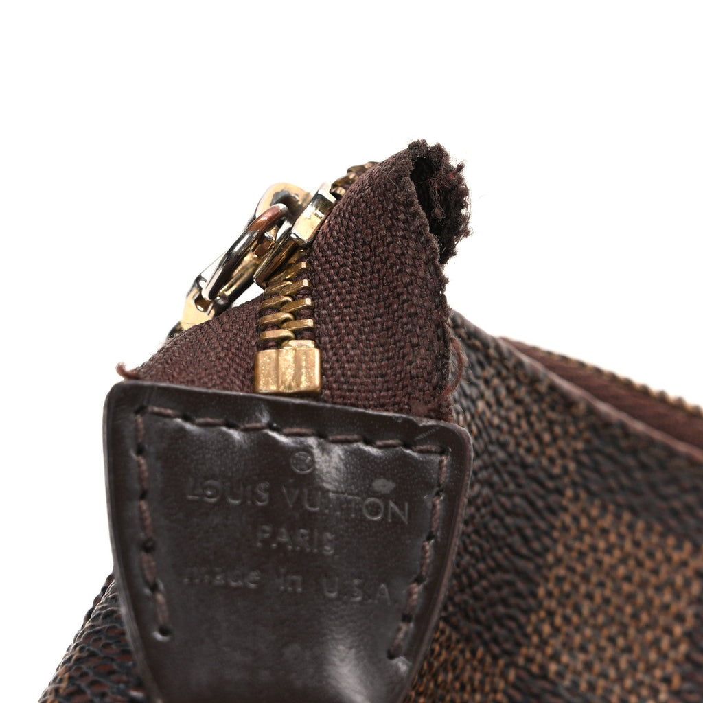 Damier Ebene Eva Clutch