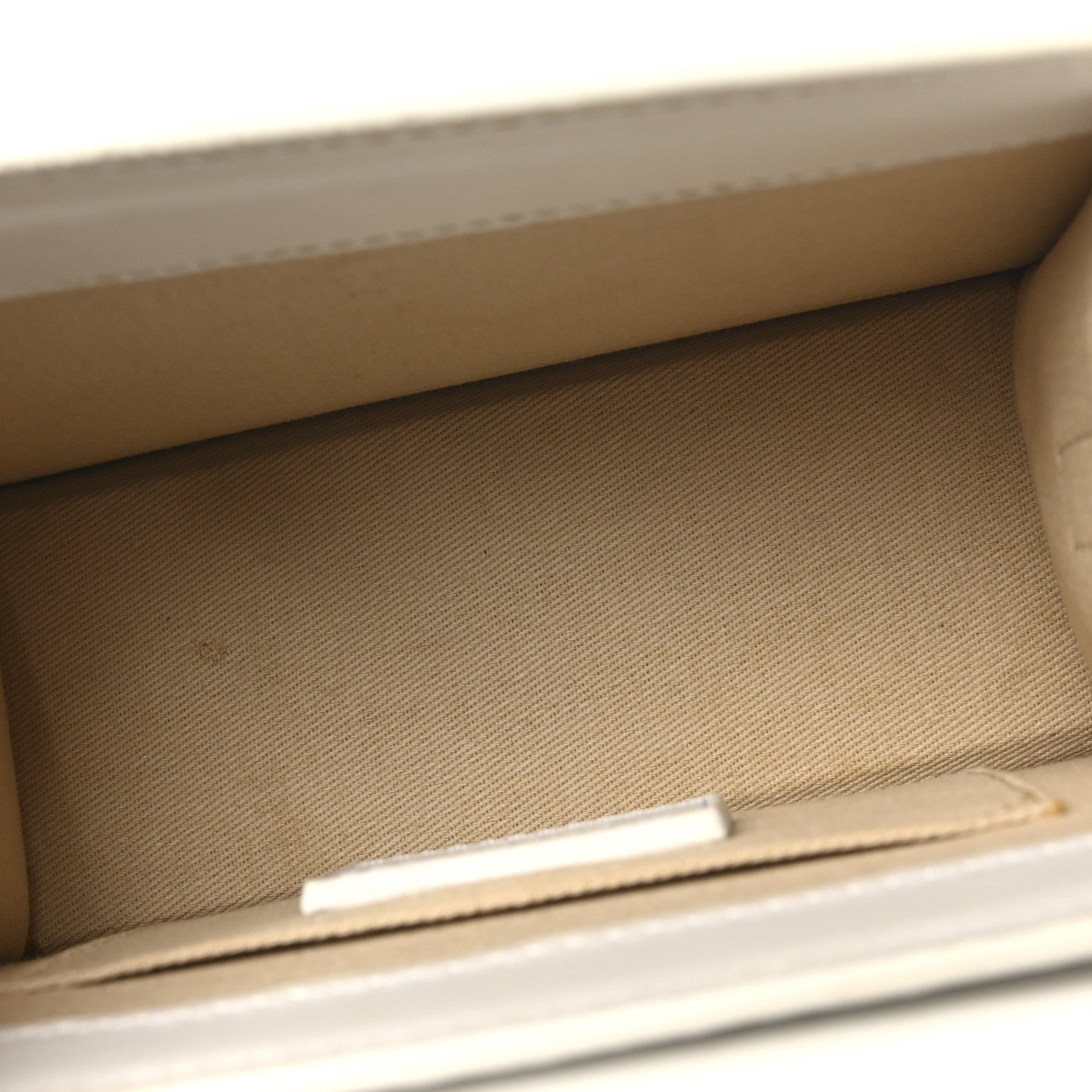 Smooth Calfskin Le Chiquito Noeud White