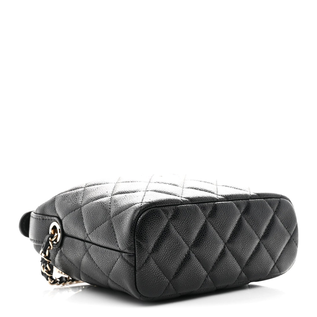 Caviar Quilted Hobo Clutch With Chain Black