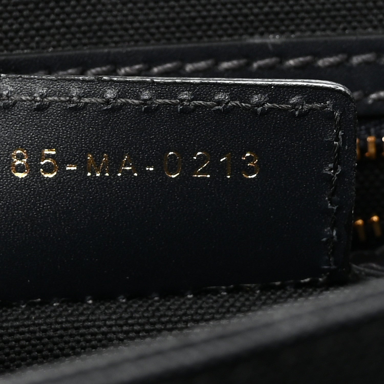 Oblique 30 Montaigne Avenue Bag Blue