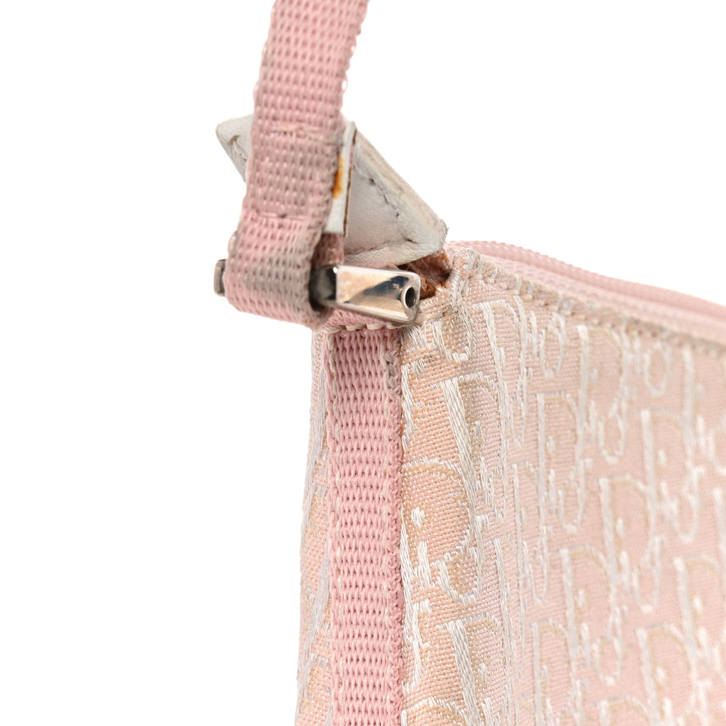 Monogram Shoulder Bag Pochette Pink