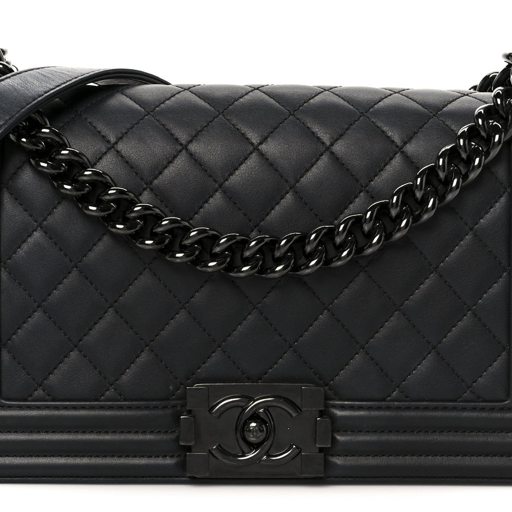 Calfskin Quilted Medium Boy Flap So Black