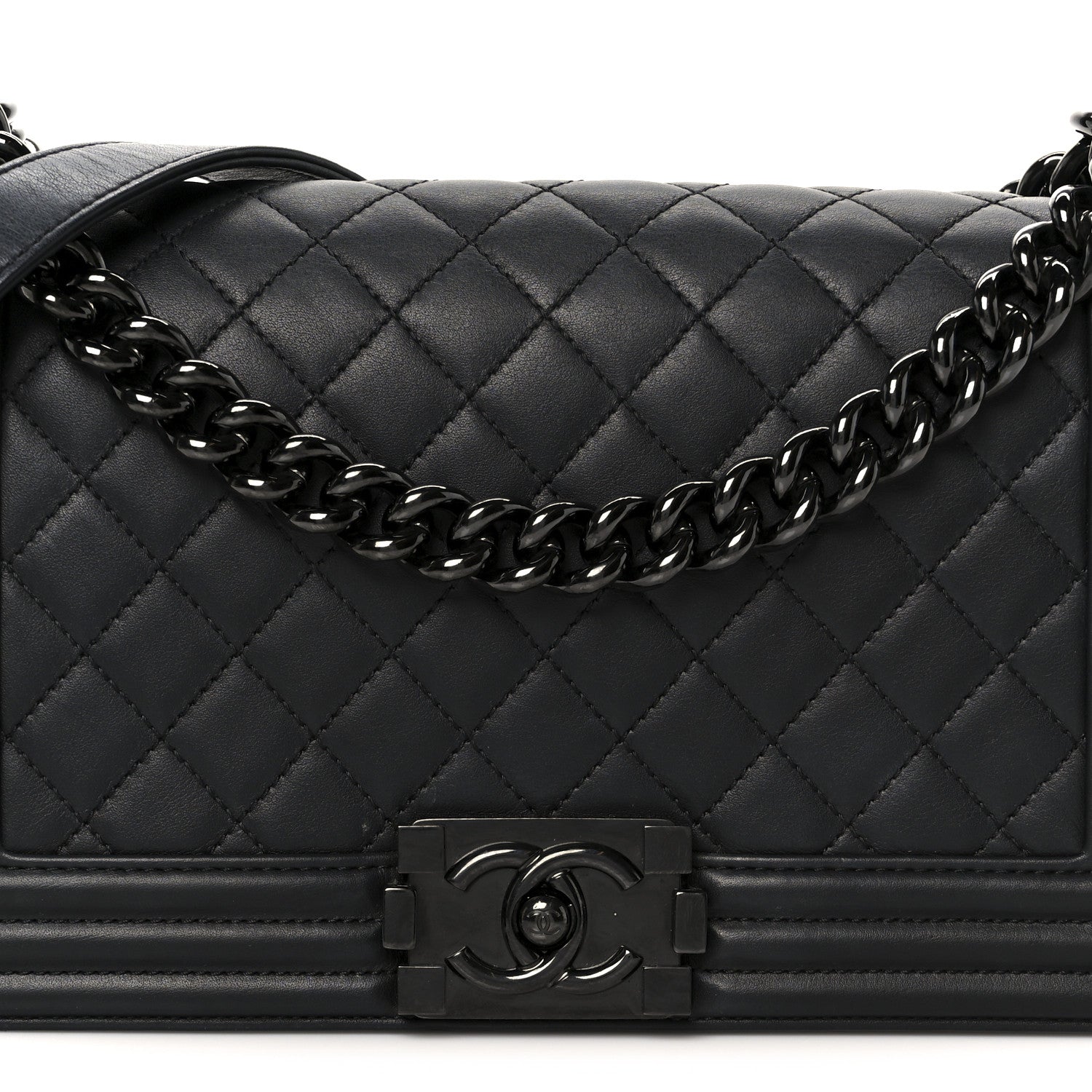 Calfskin Quilted Medium Boy Flap So Black