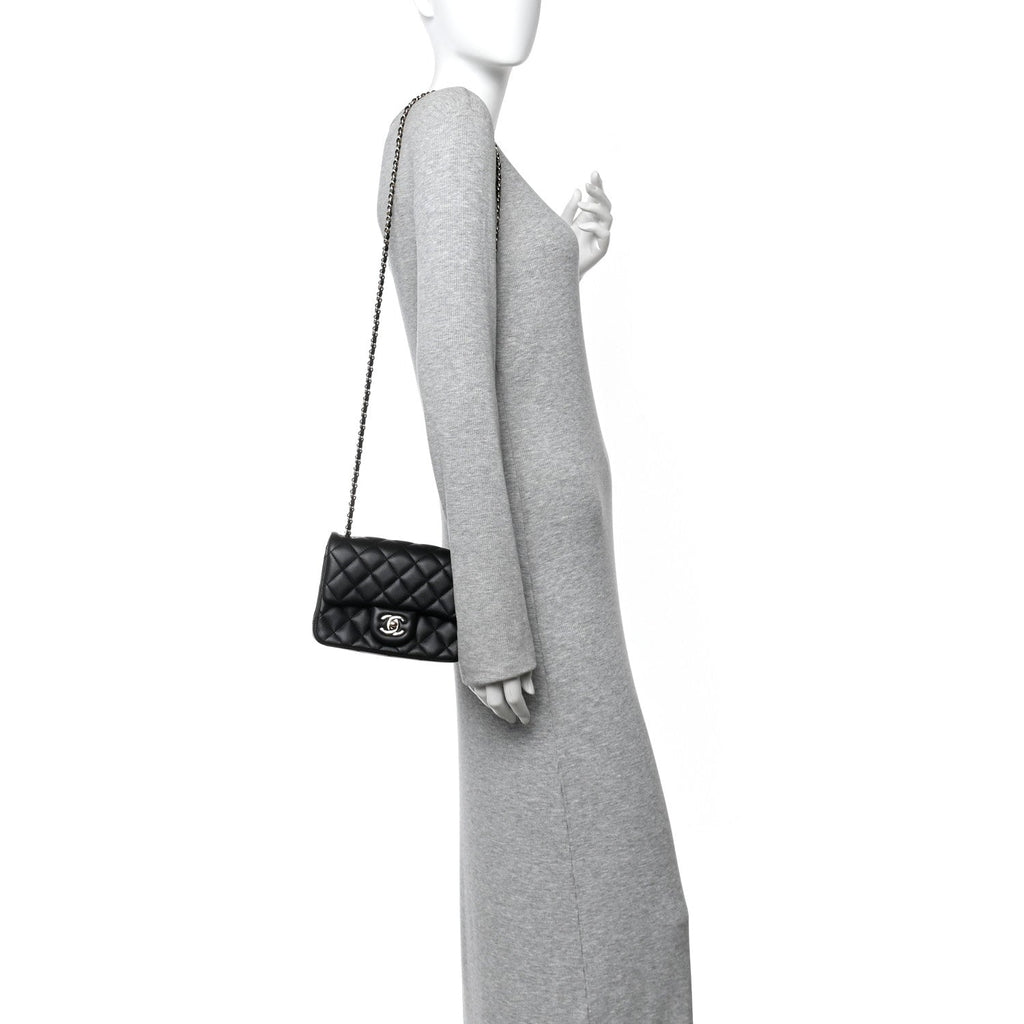 Lambskin Quilted Enamel Mini Pearl Crush Flap Black