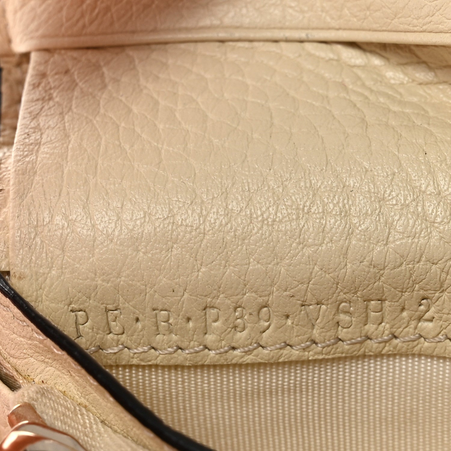 Calfskin Rockstud Bi-Fold  Holder Ivory