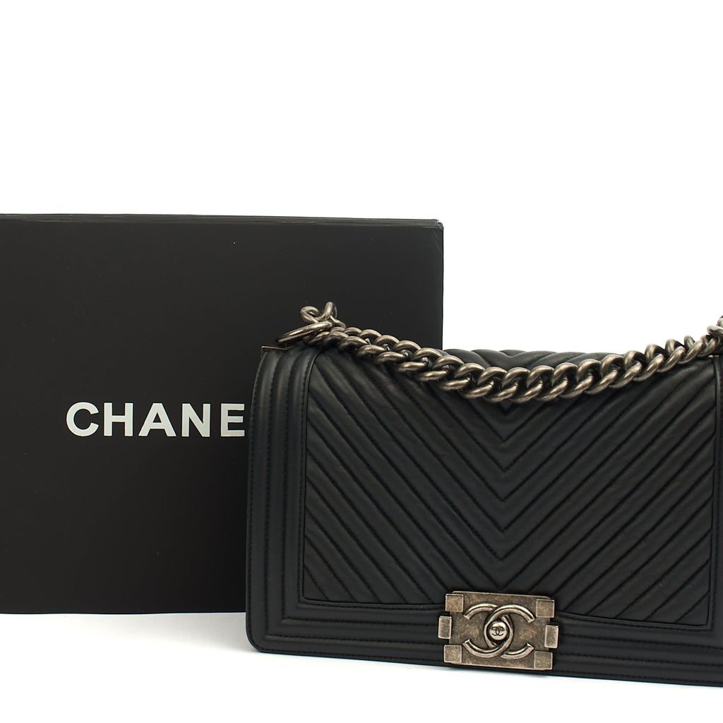 Chanel Cross Body Chevron Boy in Grey, Leather