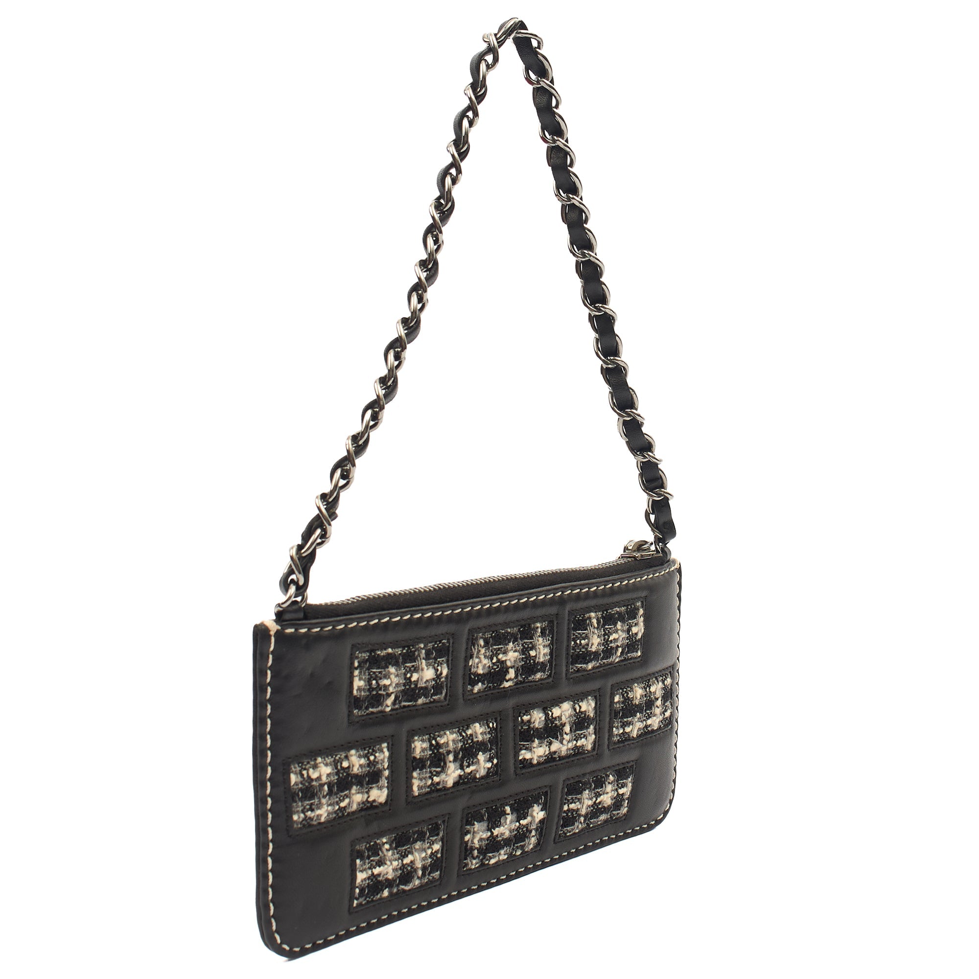 Chanel Shoulder Bag Clutch in Black, Leather
