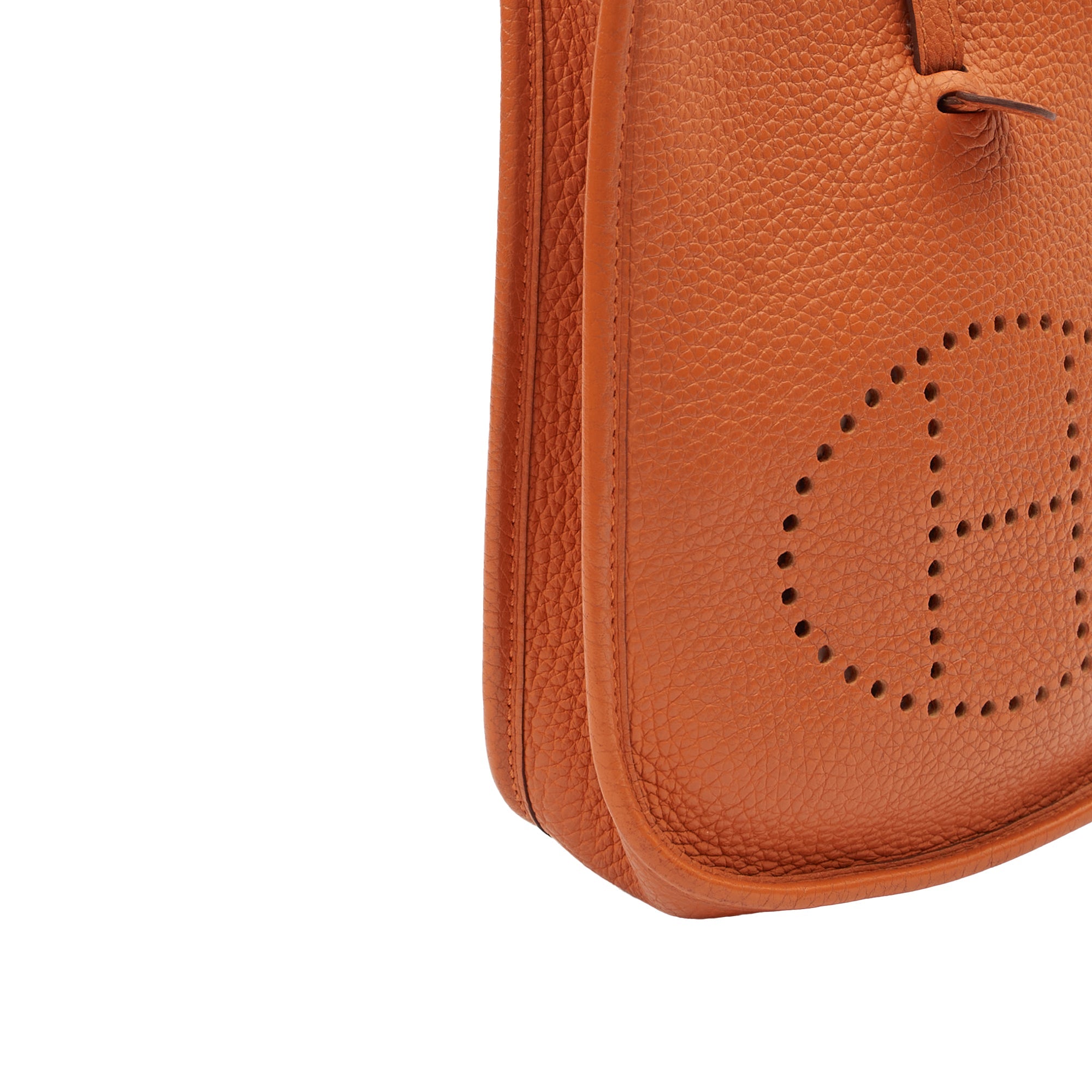 Hermes Cross Body Evelyne 16 in Classic Orange, Clemence Leather