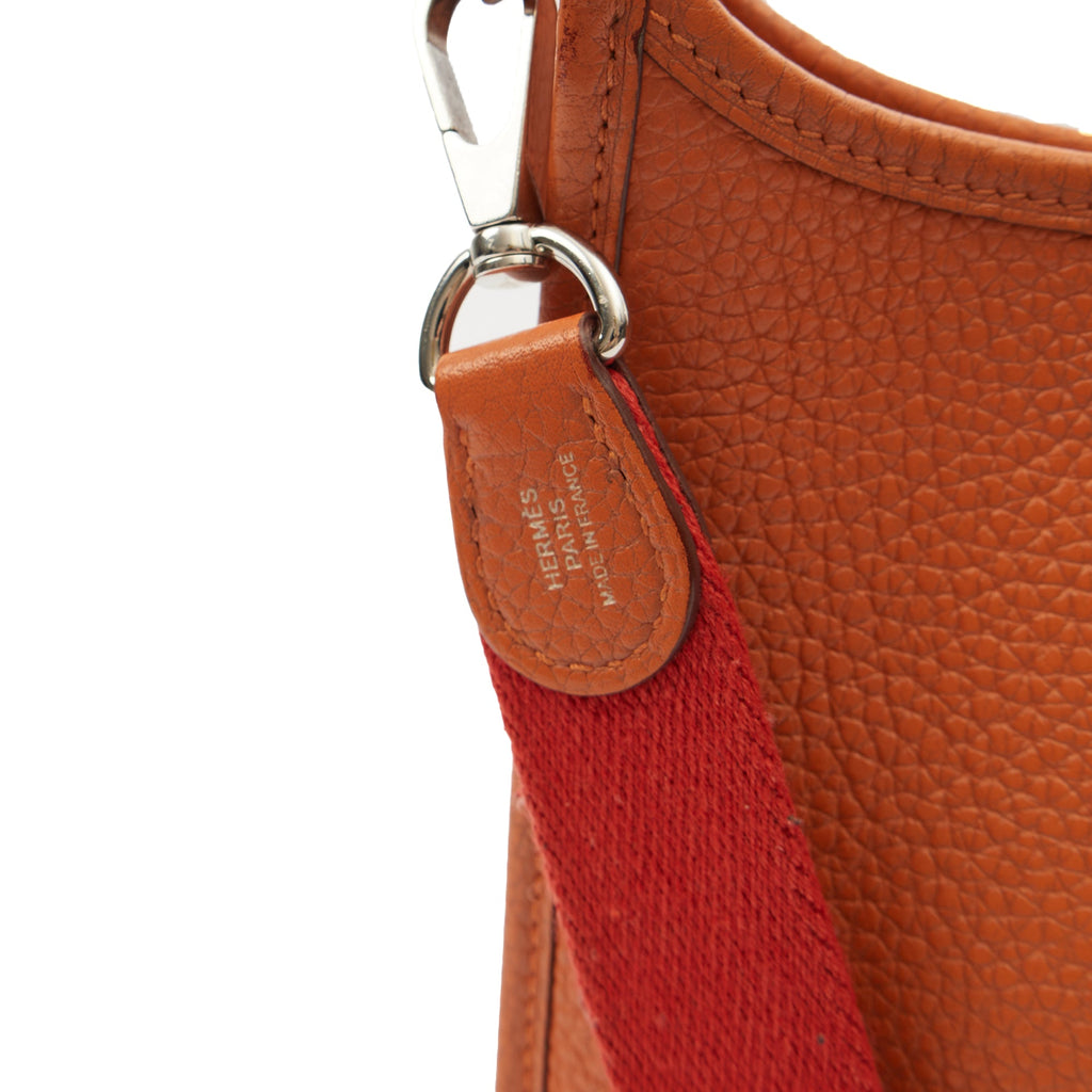 Hermes Cross Body Evelyne 16 in Classic Orange, Clemence Leather