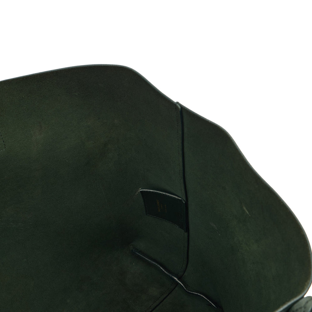 Saint Laurent Tote Shopping East West in Green, Calfskin Leather