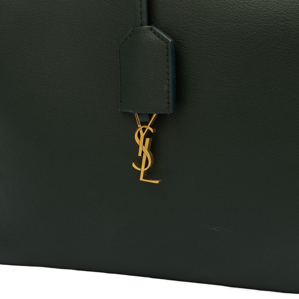 Saint Laurent Tote Shopping East West in Green, Calfskin Leather
