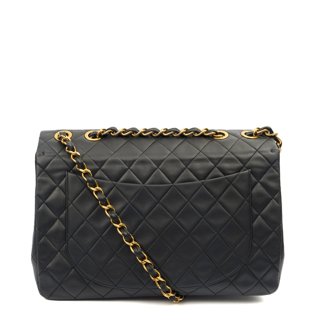 Chanel Shoulder Bag Maxi Jumbo XL in Black, Lambskin Leather