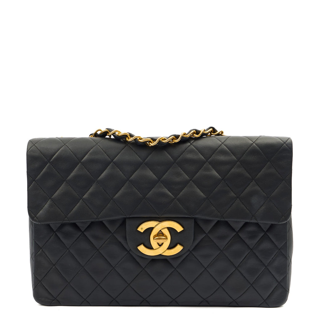 Chanel Shoulder Bag Maxi Jumbo XL in Black, Lambskin Leather