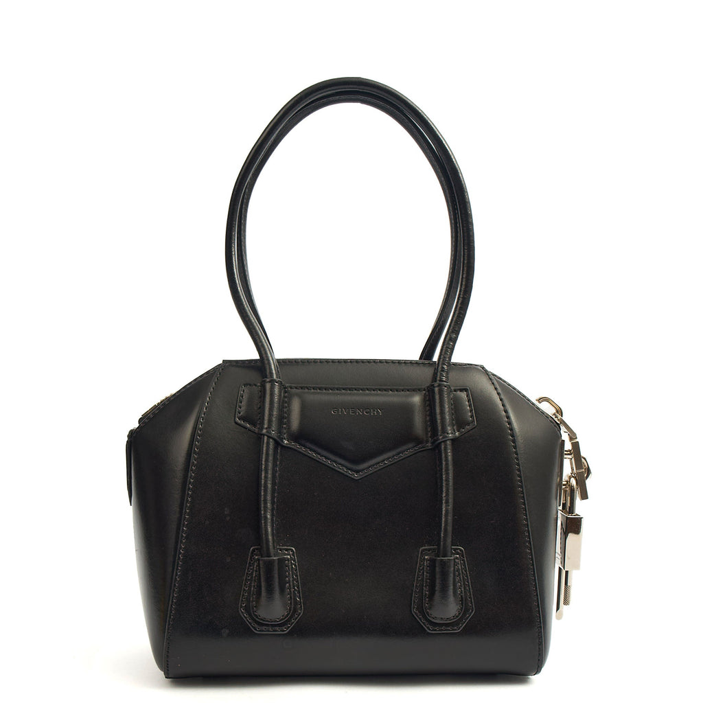 Givenchy Tote Antigona - Small in Black, Box Calfskin