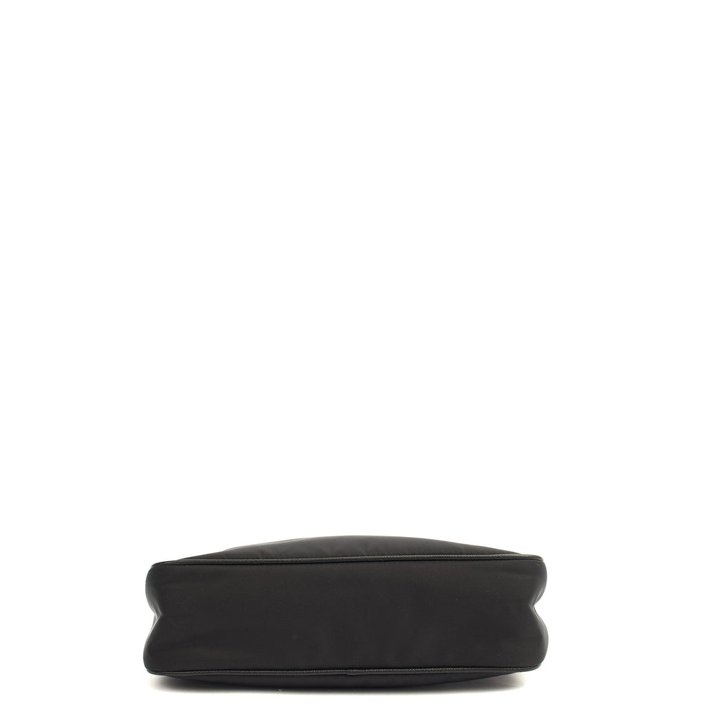Prada Cross Body Re-Edition 2005 Re-Nylon Bag in Black, Nylon