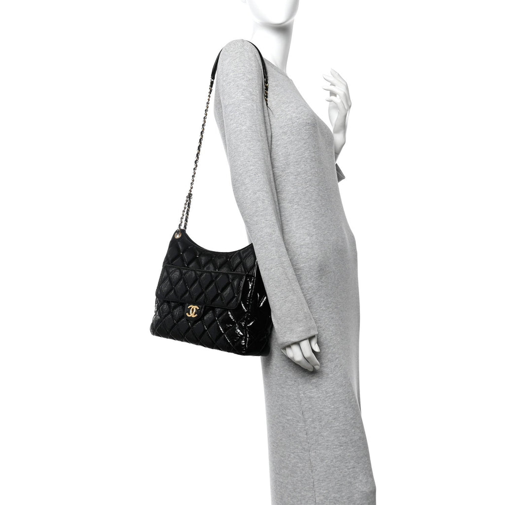 Shiny Crumpled Calfskin Quilted Large Wavy CC Hobo Black