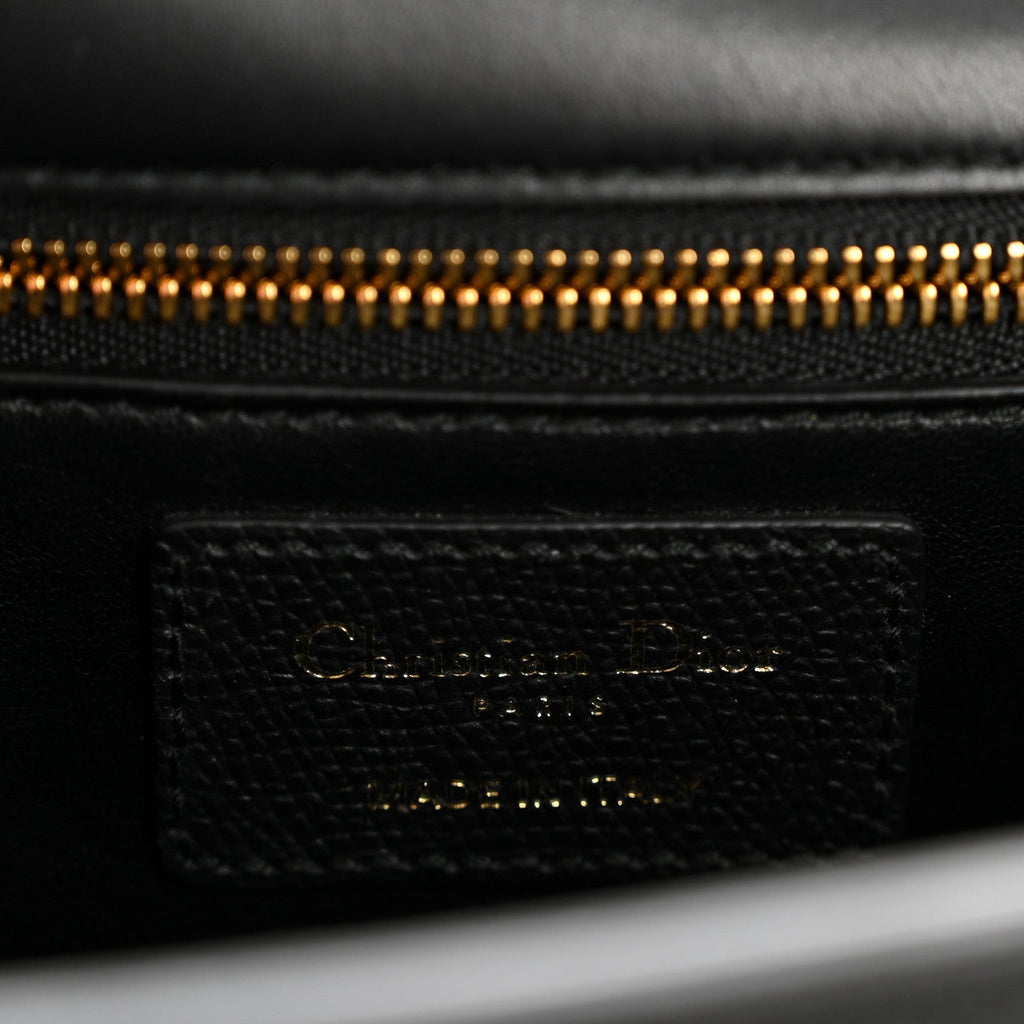 Grained Calfskin 30 Montaigne Flap Bag Black