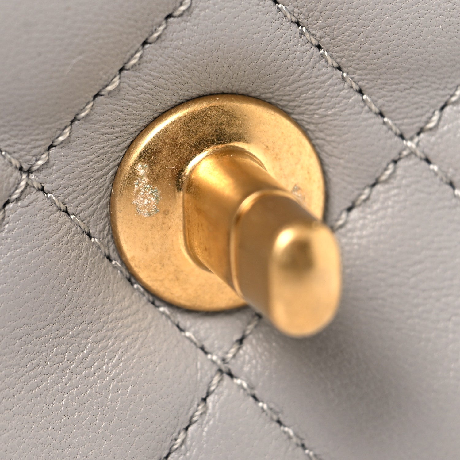 Lambskin Quilted Mini Pearl Crush Flap Light Grey
