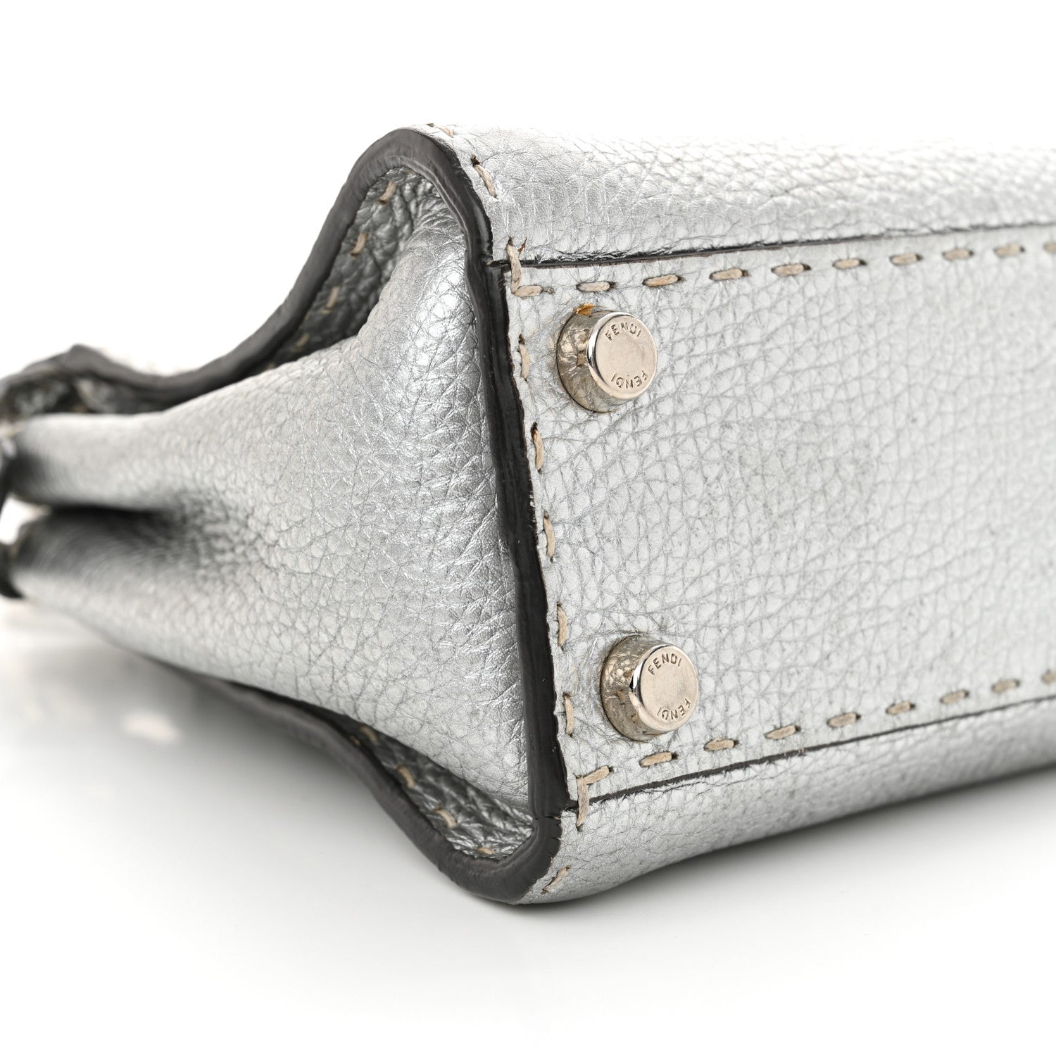 Cuoio Romano Lux Selleria Mini Peekaboo Iconic Satchel Argento