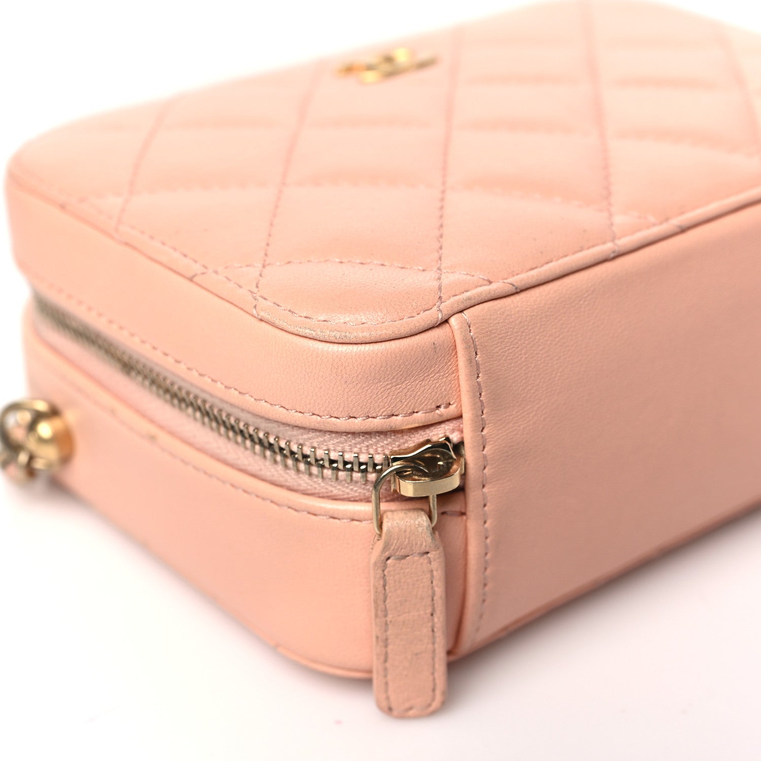 Lambskin Quilted CC Pearl Crush Camera Case Light Pink