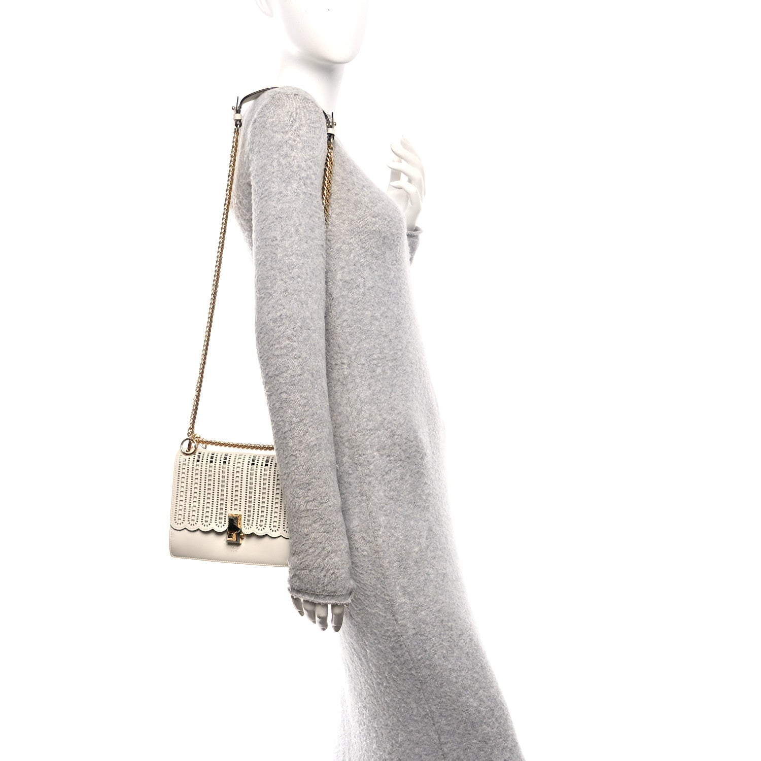 Vitello Grace Openwork Small Kan I Shoulder Bag White Ice