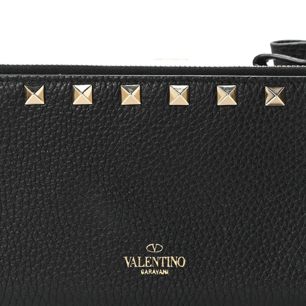 Pebbled Calfskin Rockstud Continental Wallet Black