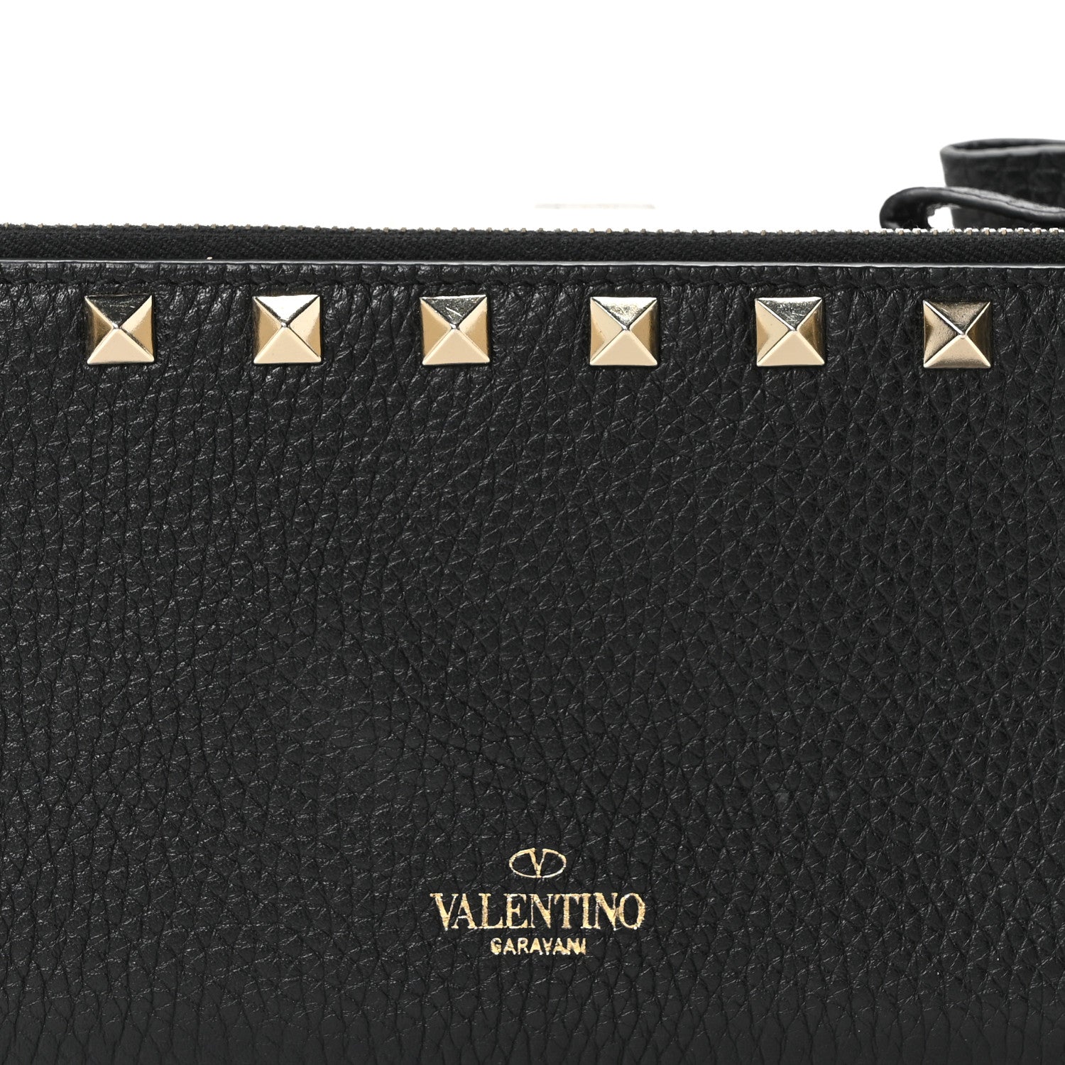 Pebbled Calfskin Rockstud Continental Wallet Black