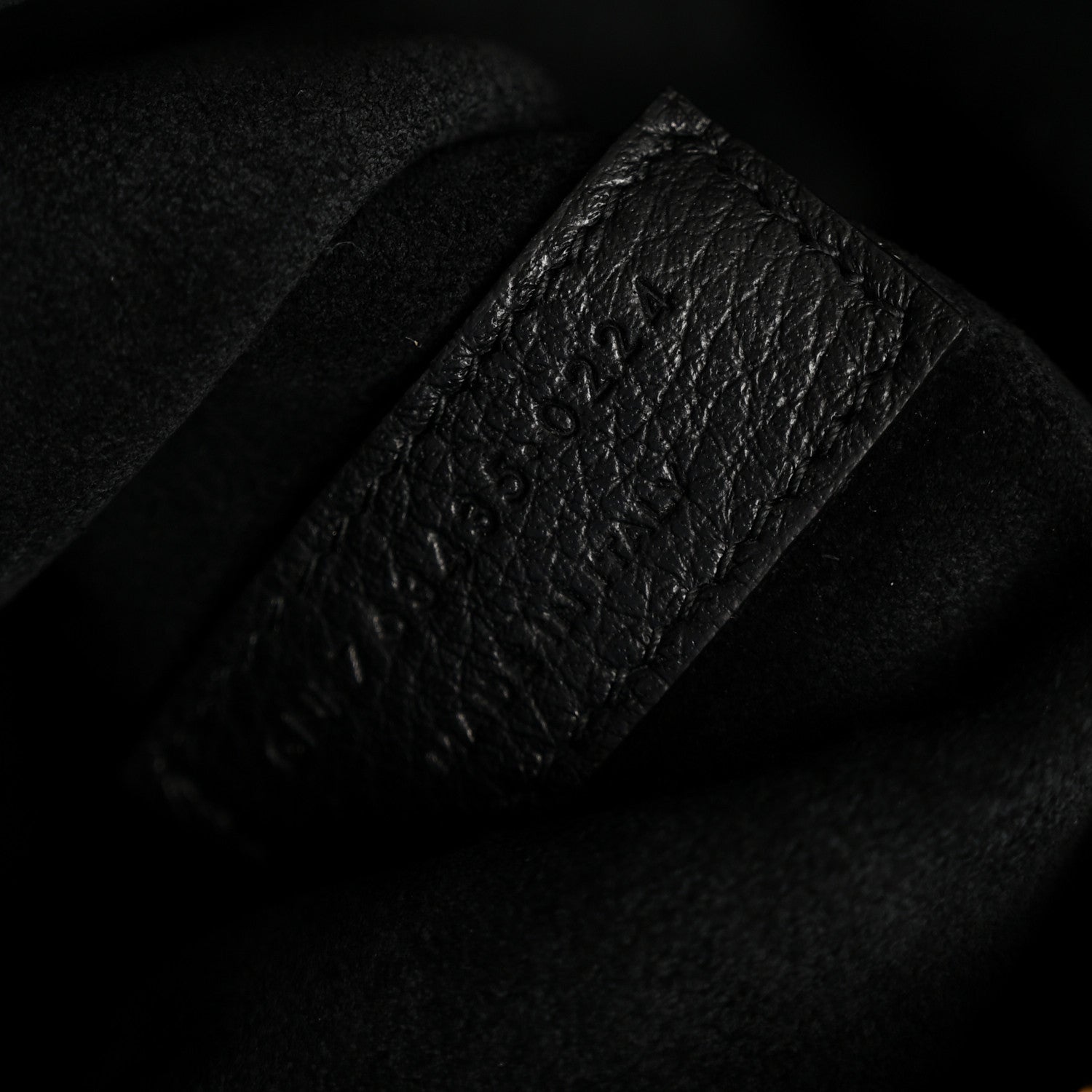 Grained Deerskin Bea Tote Black